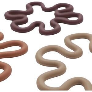 Darling Society Silicone Trivets Set Of 3.
2 large and 1 medium